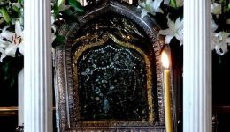 i-evresi-tis-ieras-ikonas