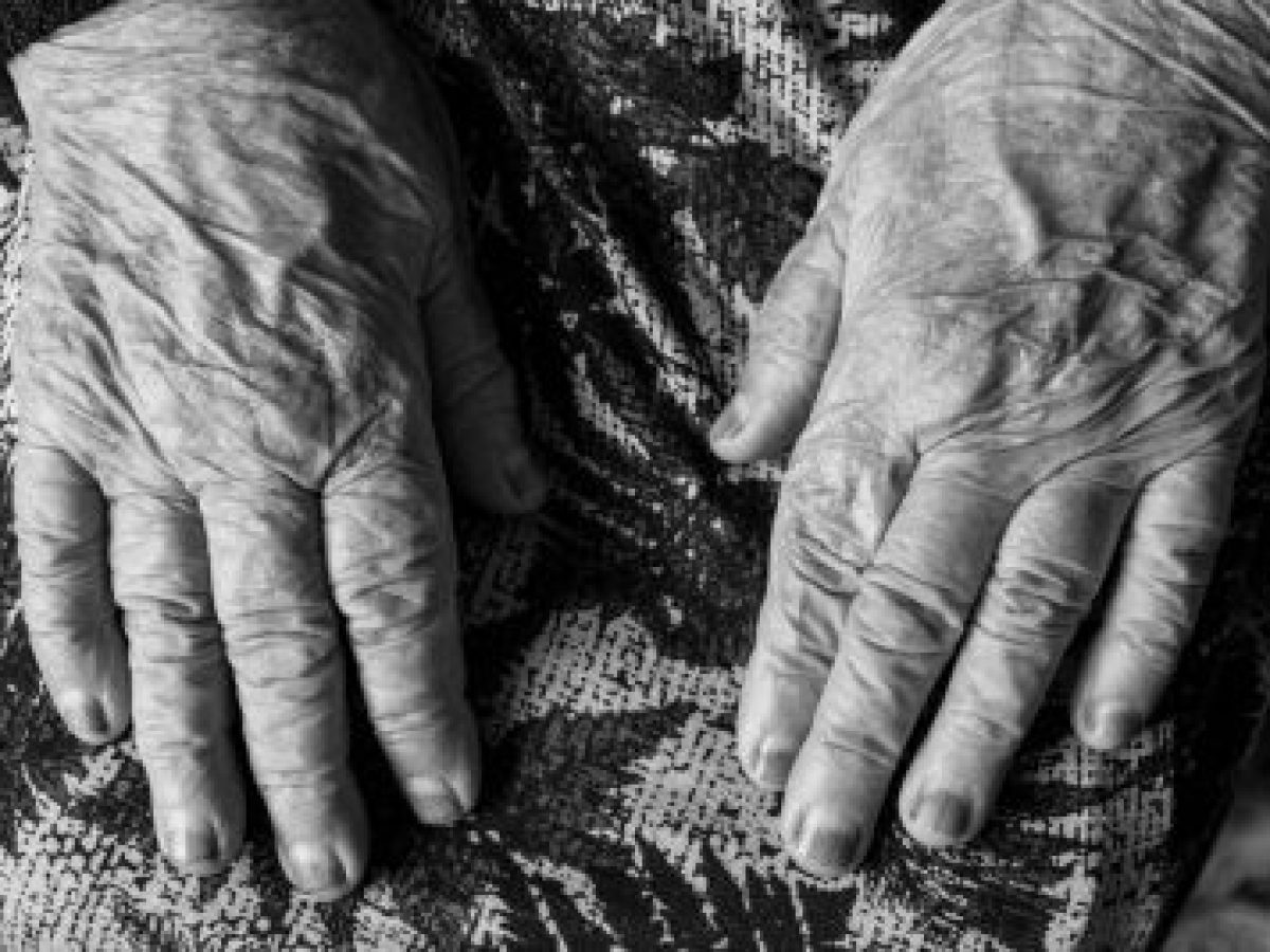 Η φωτογραφική ματιά της Αϊσέλ Χότσικα στην Ξάνθη και τους ανθρώπους της