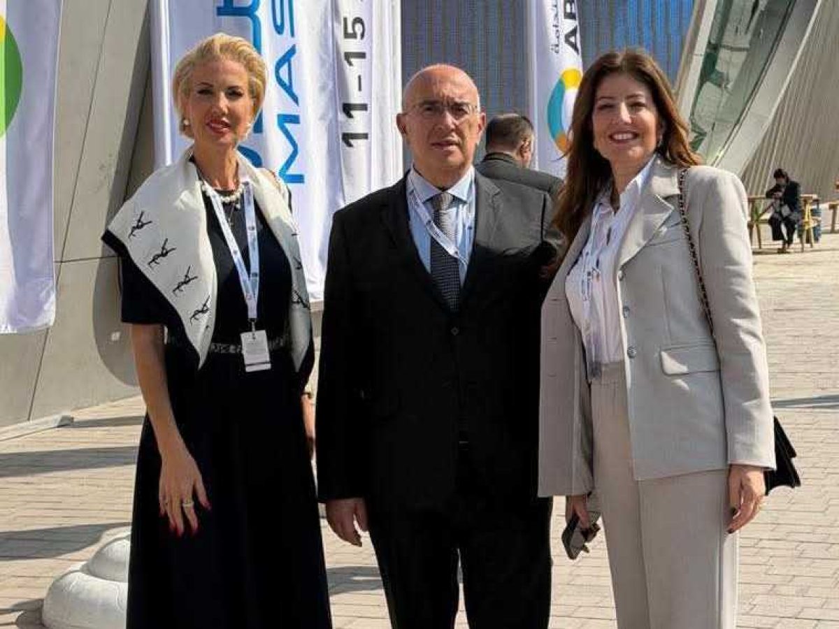 Η Κωνσταντίνα Καραμπατσώλη στο Αμπού Ντάμπι για την ενίσχυση της διεθνούς συνεργασίας για βιώσιμη ανάπτυξη