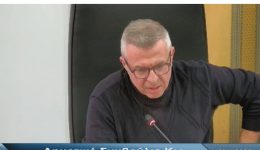 i-kos-apokta-episimo-epichirisiako