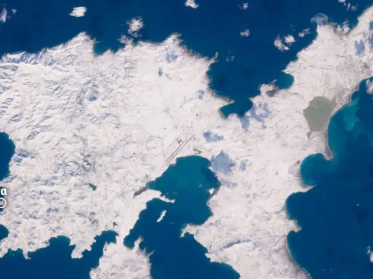 Η Λήμνος ντυμένη στα λευκά: Η δορυφορική εικόνα που θυμίζει Αρκτικό Kύκλο