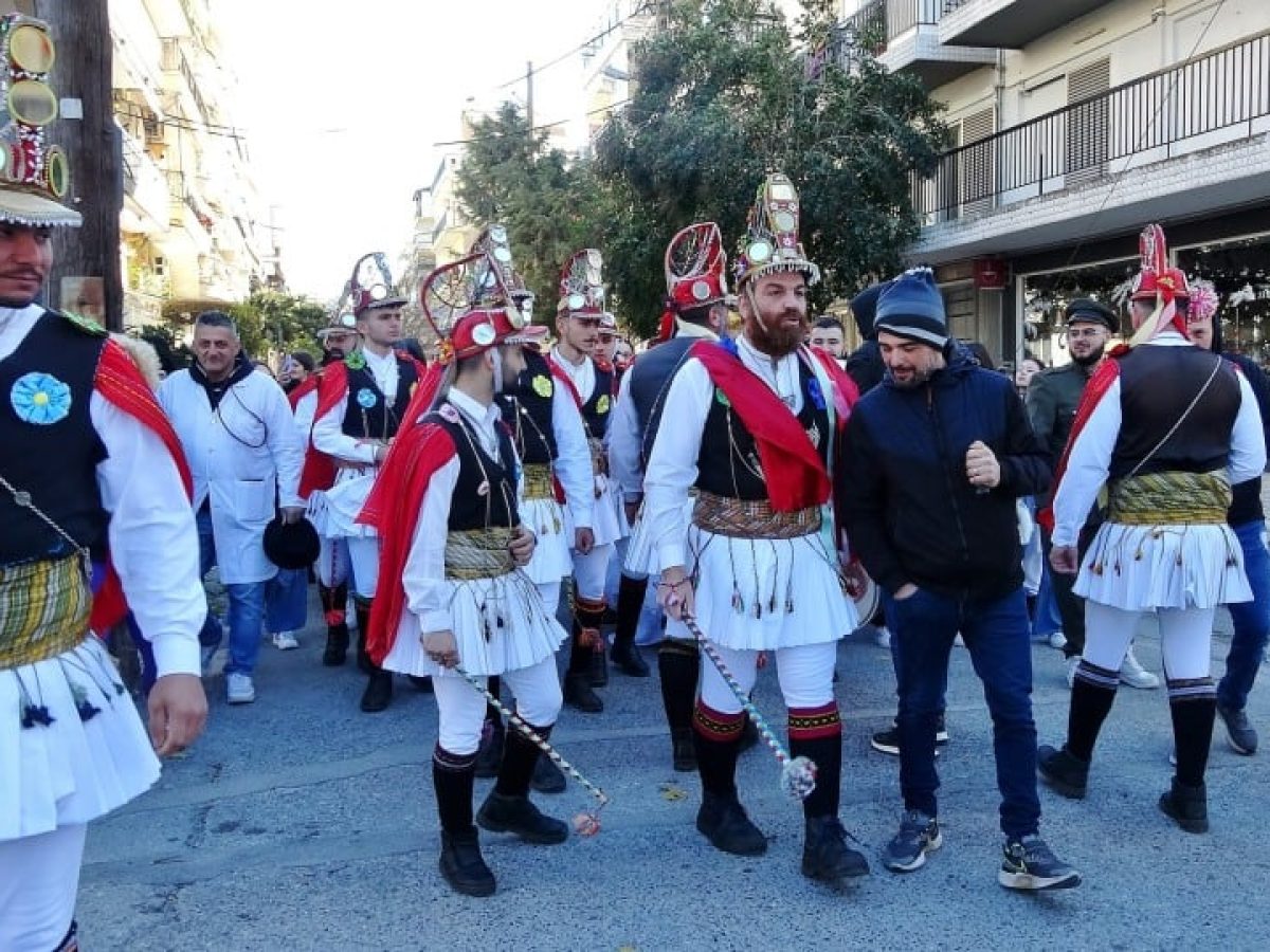 Οι Μωμόγεροι του Ελευθερίου-Κορδελιού αποχαιρέτησαν το 2025