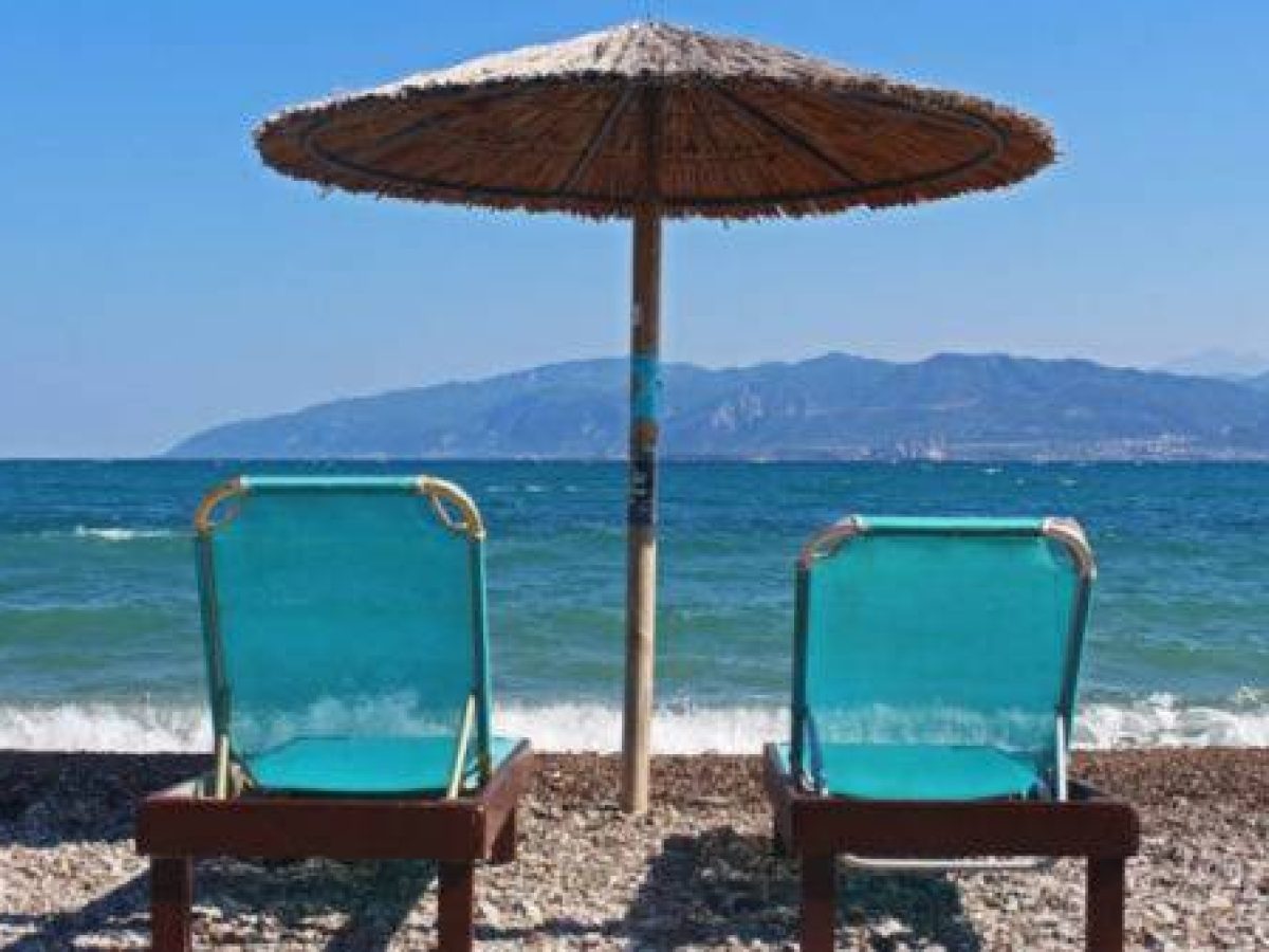 &Eta; &Pi;&Alpha;&Mu;&Theta; &kappa;&alpha;&lambda;&epsilon;ί &tau;&omicron;&upsilon;&sigmaf; &pi;&omicron;&lambda;ί&tau;&epsilon;&sigmaf; &nu;&alpha; &delta;&iota;&alpha;&mu;&omicron;&rho;&phi;ώ&sigma;&omicron;&upsilon;&nu; &tau;&eta;&nu; &tau;&omicron;&upsilon;&rho;&iota;&sigma;&tau;&iota;&kappa;ή &tau;&alpha;&upsilon;&tau;ό&tau;&eta;&tau;&alpha; &tau;&eta;&sigmaf; &pi;&epsilon;&rho;&iota;&phi;έ&rho;&epsilon;&iota;&alpha;&sigmaf;