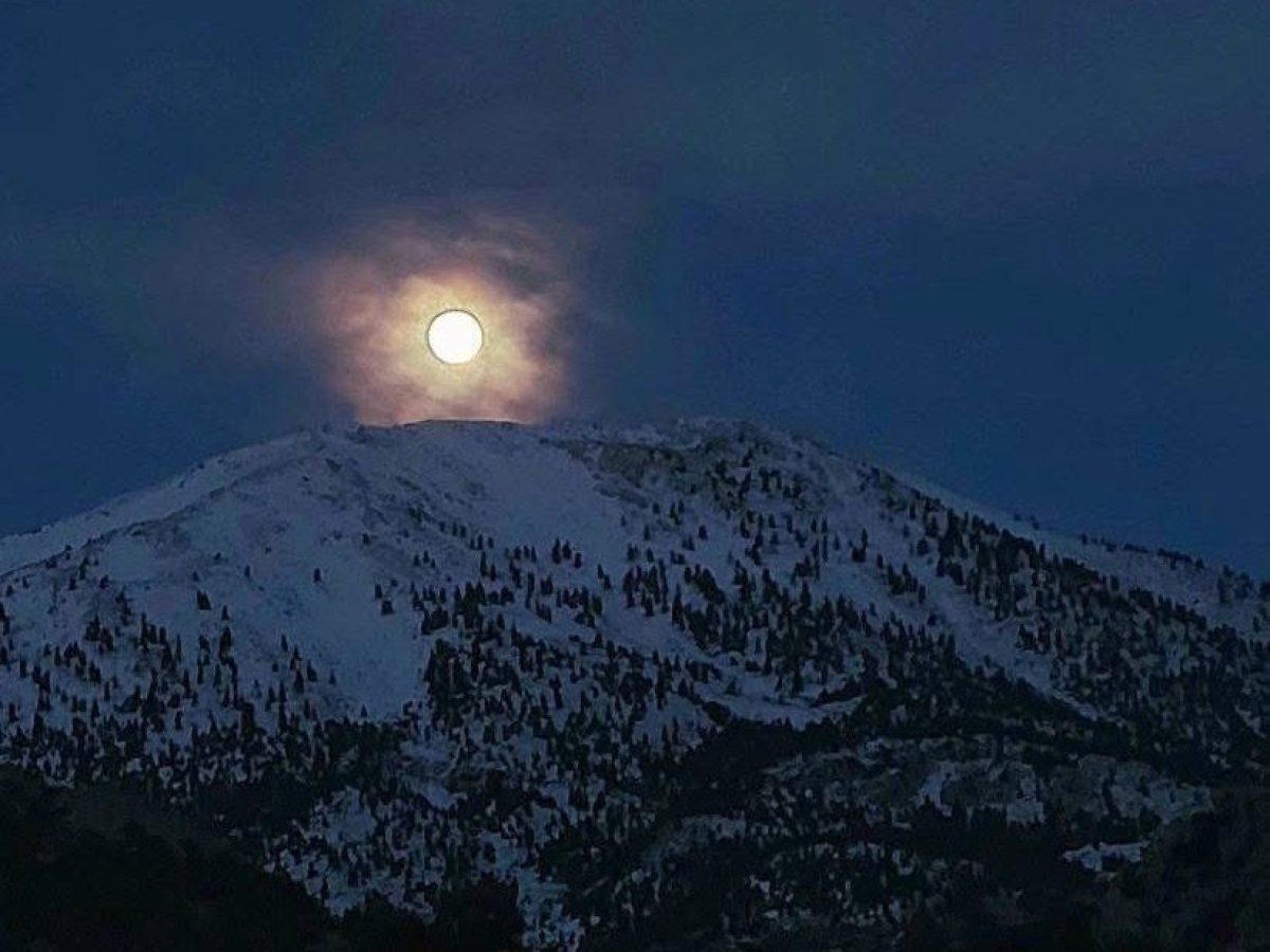 Η Πανσέληνος του Λύκου στην Εύβοια! Μαγικές εικόνες
