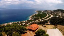 i-paremvasi-ton-orizonton-dimiourgias