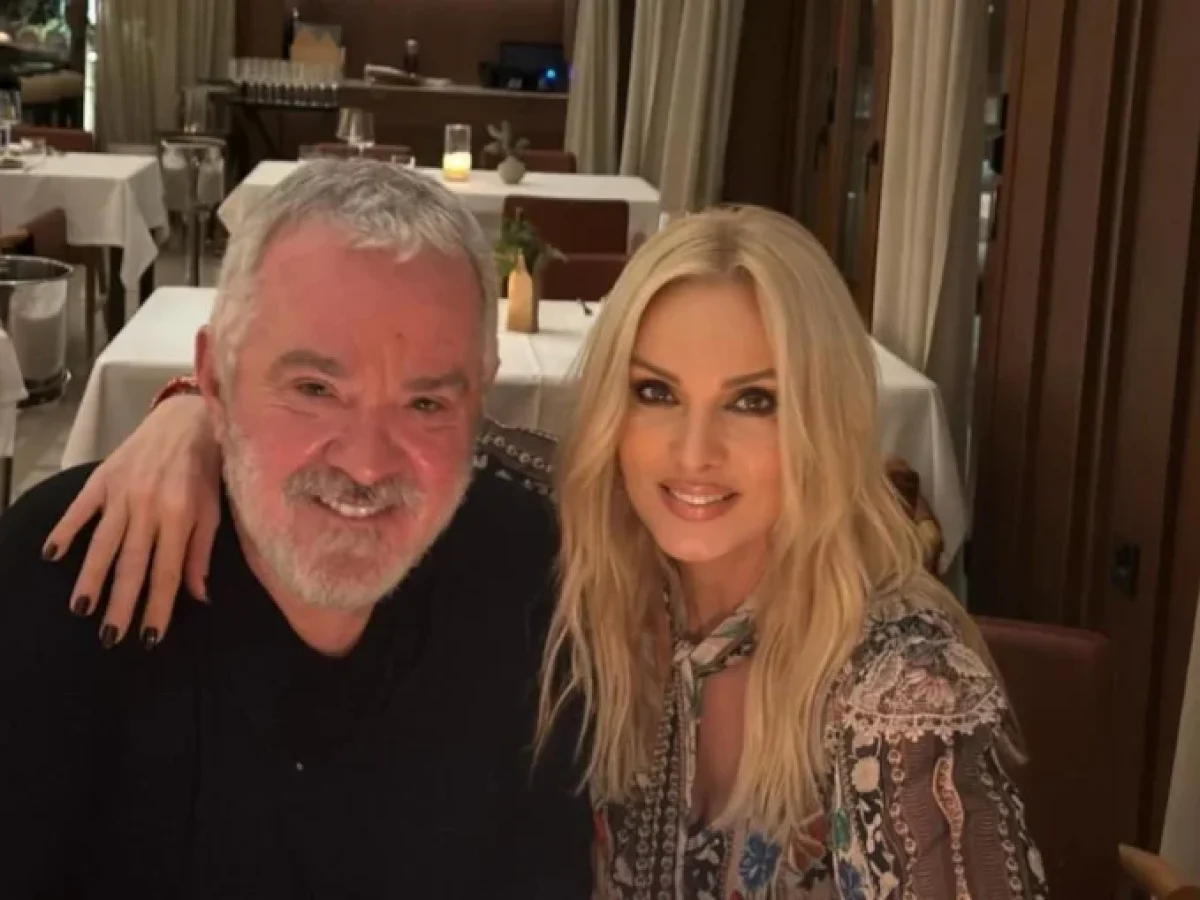 Η Πέγκυ Ζήνα γιορτάζει 30 χρόνια με τον Γιώργο Λύρα- Η 14χρονη Ηλέκτρα, το σπίτι στη Βούλα, το νόημα