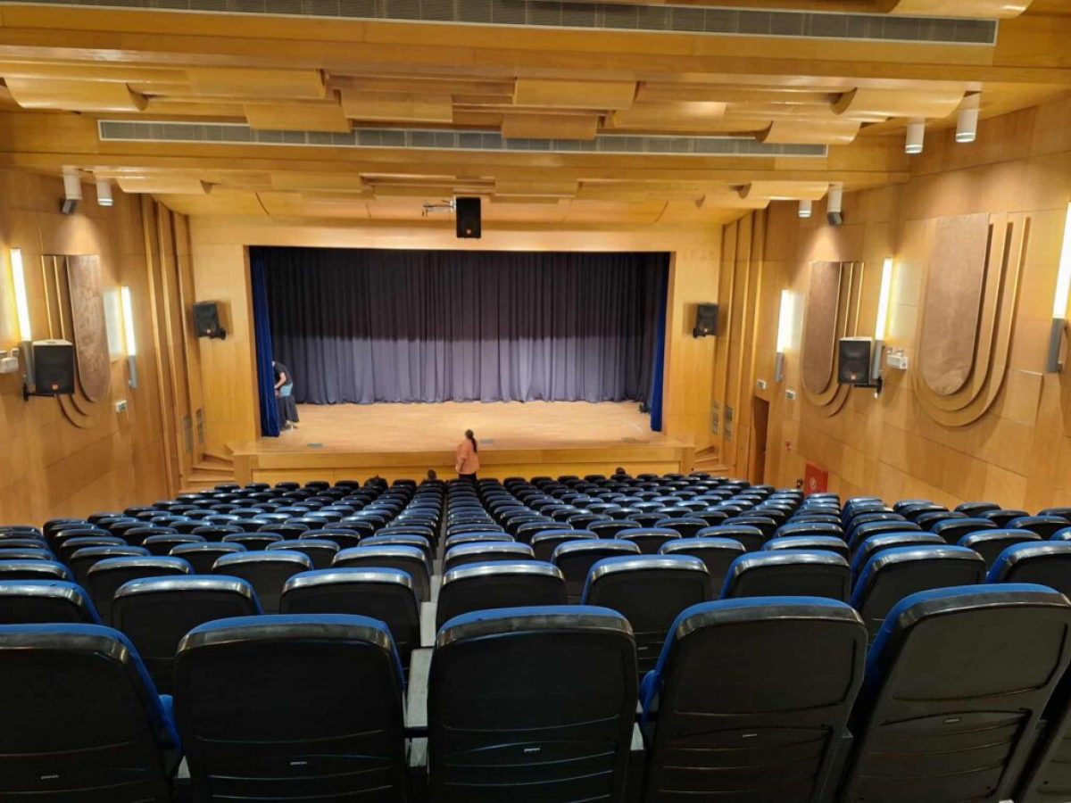 Η Πελοπόννησος πρωτοπορεί: Μεγάλη Ημερίδα Καινοτομίας σε Εικονική Πραγματικότητα και Σύγχρονη Ρομποτική στην Καλαμάτα