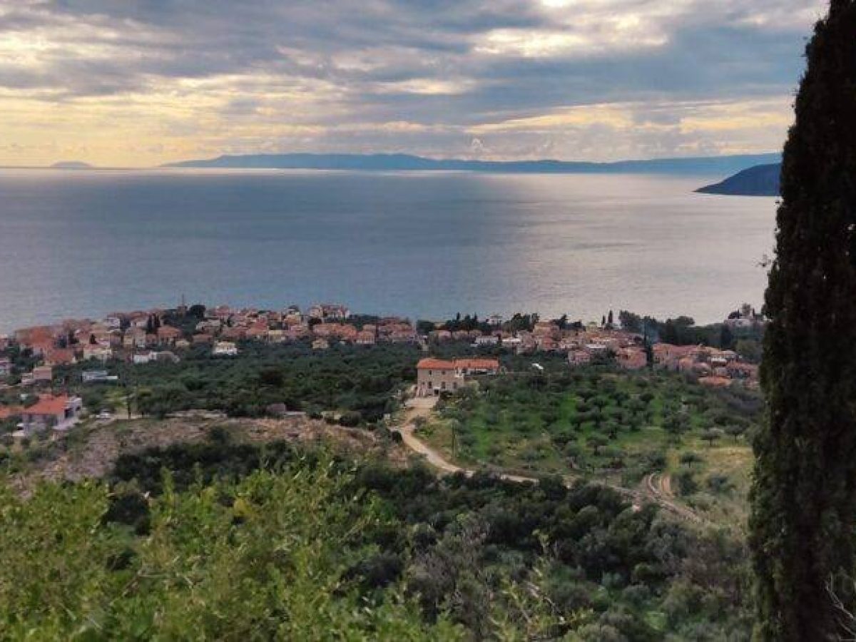 Η Πελοπόννησος στους 26 κορυφαίους προορισμούς παγκοσμίως για το 2026, σύμφωνα με το Wanderlust