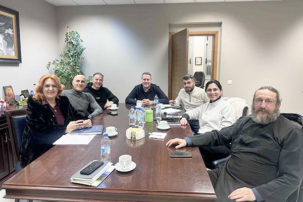 i-peonia-dimiourgi-to-touristiko