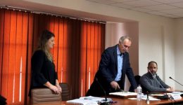 i-proti-sinedriasi-tou-dimotikou