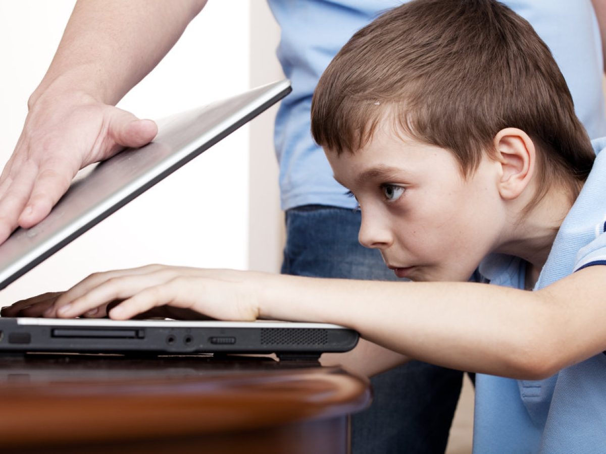 Η Ζωή στην Οθόνη: Παιδιά και γονείς στον ψηφιακό κόσμο