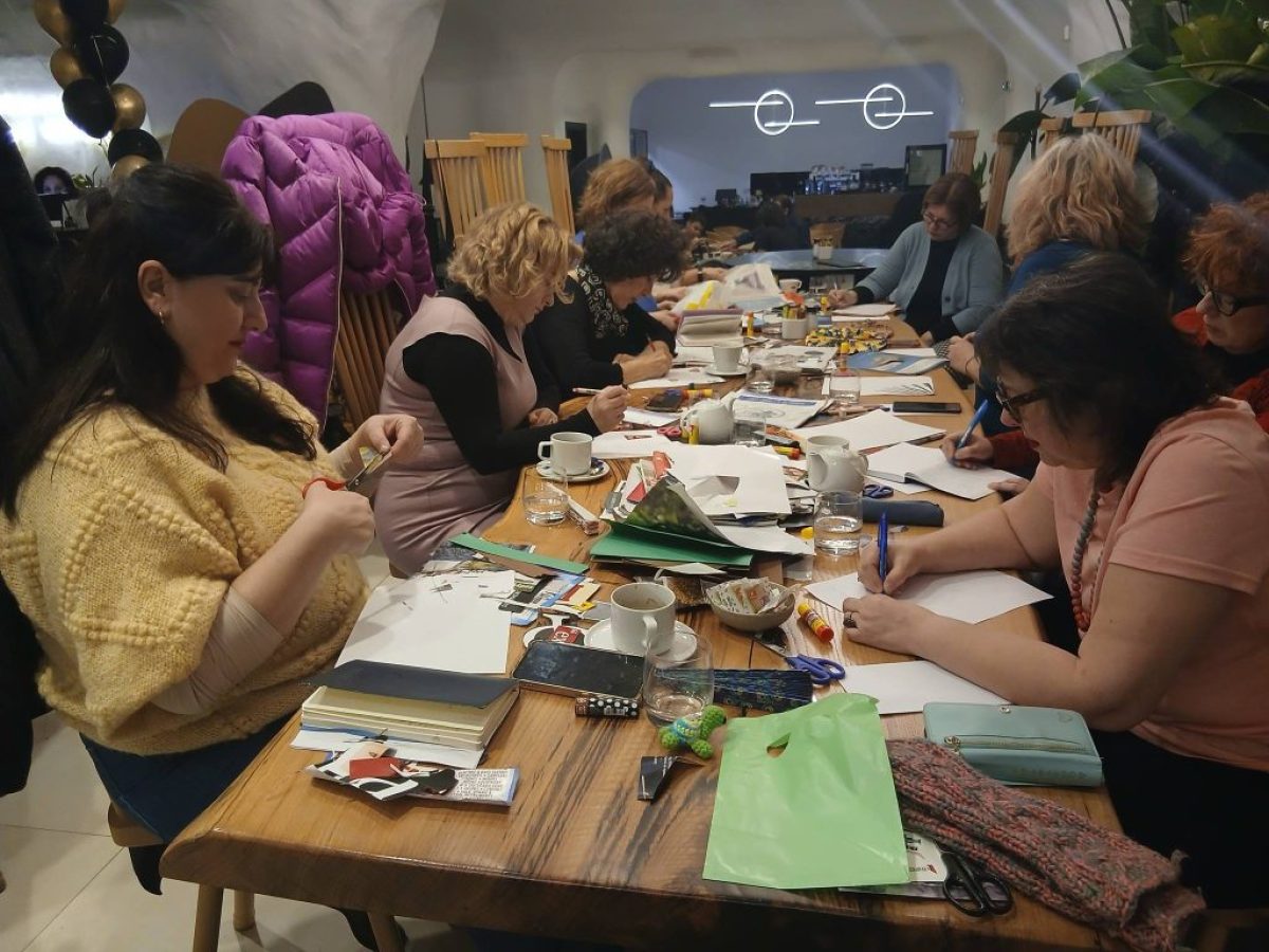 Η Ανοιχτή Βεντάλια συναντά τη Λιάνα Αναστασιάδου (κολάζ κι ελεύθερη γραφή)