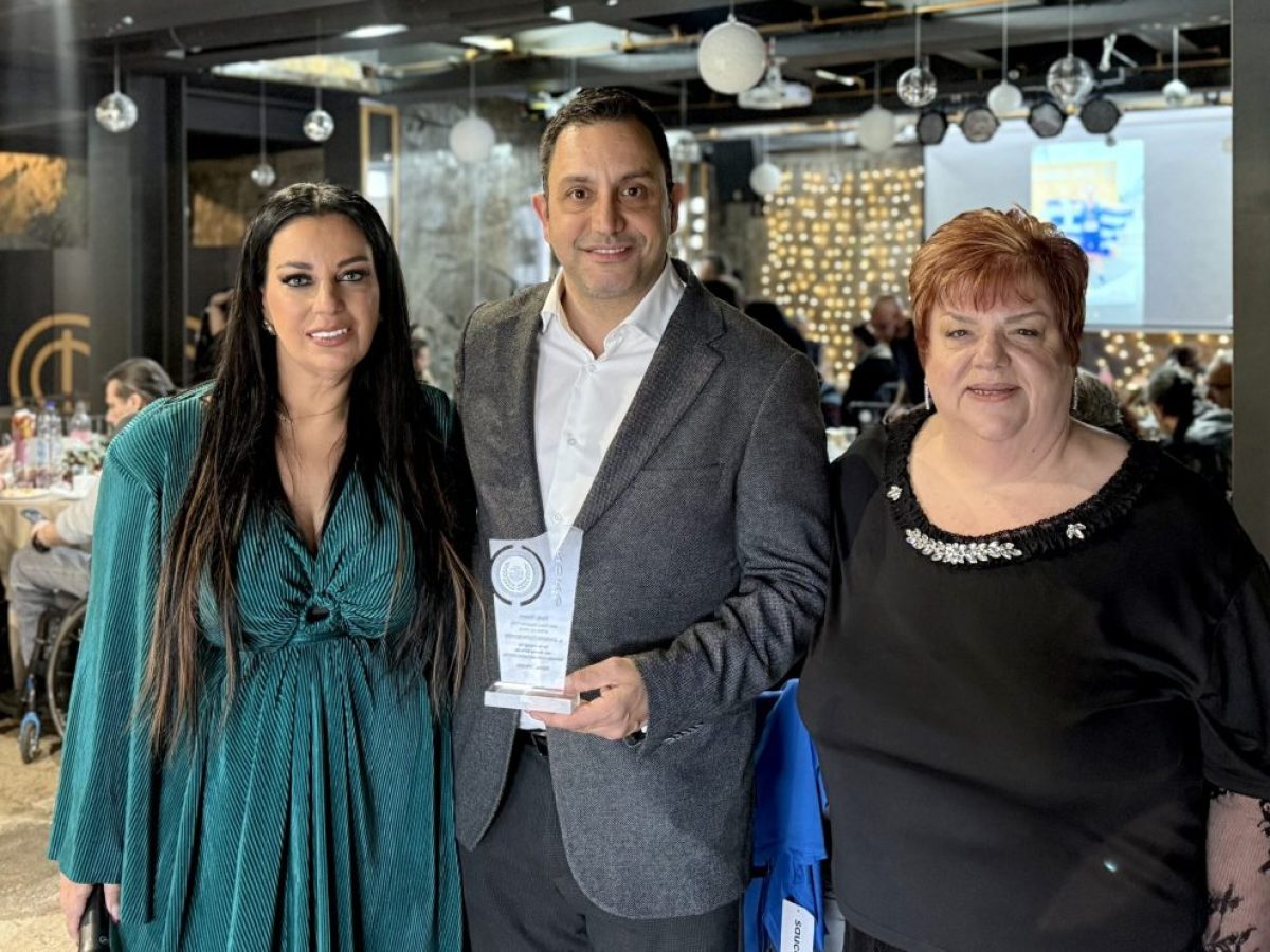 «Η Αθλητική Ομοσπονδία Νεφροπαθών και Μεταμοσχευμένων τίμησε τον Αντώνη Γιαννικουρή»