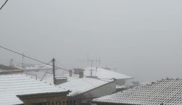 ikones-apo-paramithi-zontanevoun-me