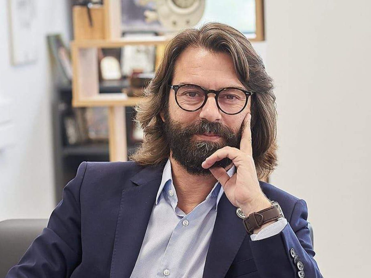 “Είναι πρωτοφανές να βάζουν το χέρι στην τσέπη των πολιτών και να πανηγυρίζουν…”