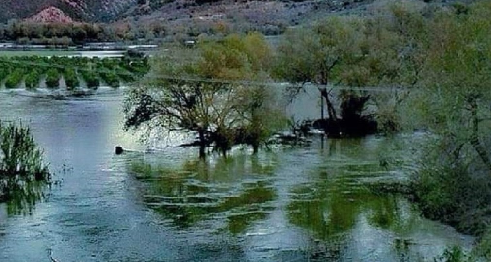 iperchilise-o-potamos-kalamas.-diakopi