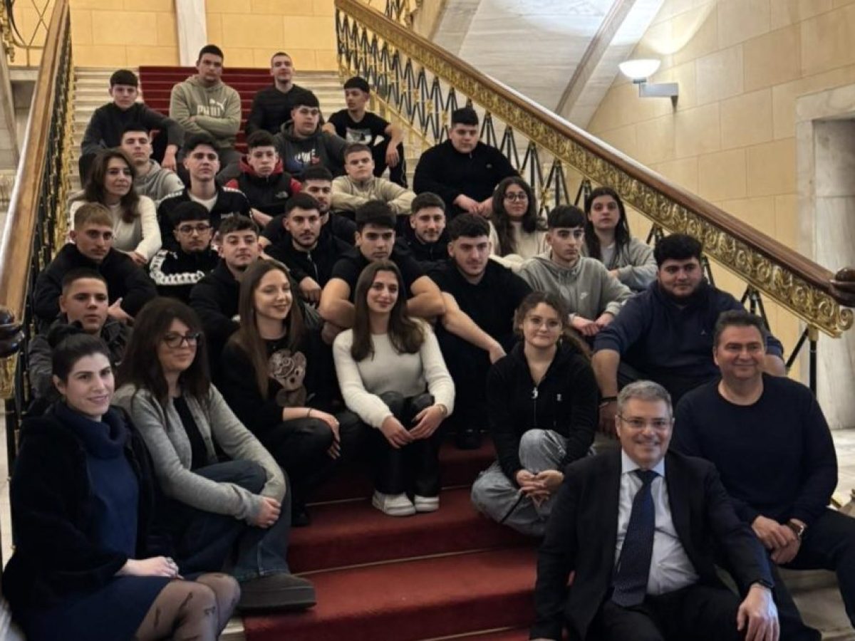 Υποδοχή του 1ου ΕΠΑΛ Ληξουρίου για πρώτη φορά στη Βουλή των Ελλήνων (εικόνες)