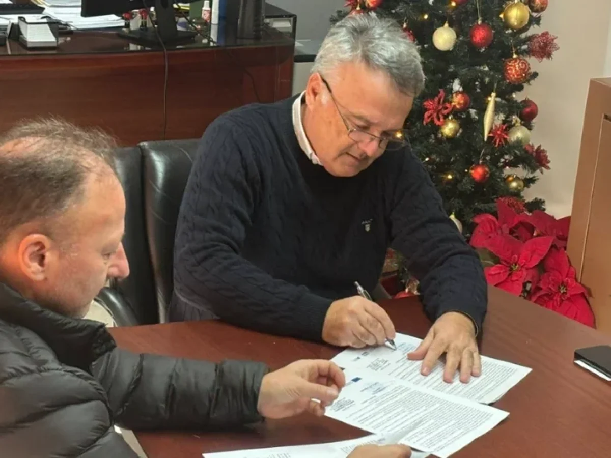 Υπογραφή Σύμβασης Έργου Ενεργειακής Αναβάθμισης Γυμνασίου και Λυκείου Αυλώνα