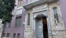 iraklio-eleftheri-me-perioristikous-orous-1