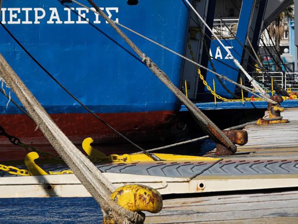 Ισχυροί άνεμοι κατά τόπους 9 μποφόρ κρατούν δεμένα τα πλοία: Απαγορευτικό απόπλου σε βασικά λιμάνια