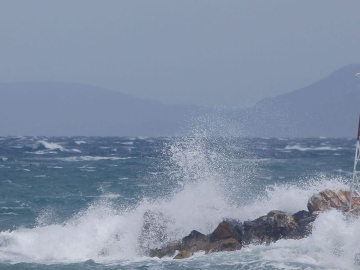 Ισχυροί άνεμοι και αυξημένες νεφώσεις σήμερα στη Θεσσαλονίκη