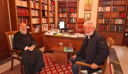 ischiri-i-desmi-tis-periferias