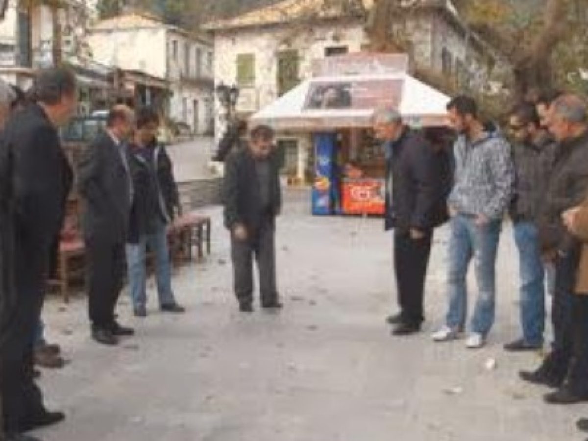 Ήθη – έθιμα και φαγητά της Πρωτοχρονιάς στην Κατούνα Ξηρομέρου