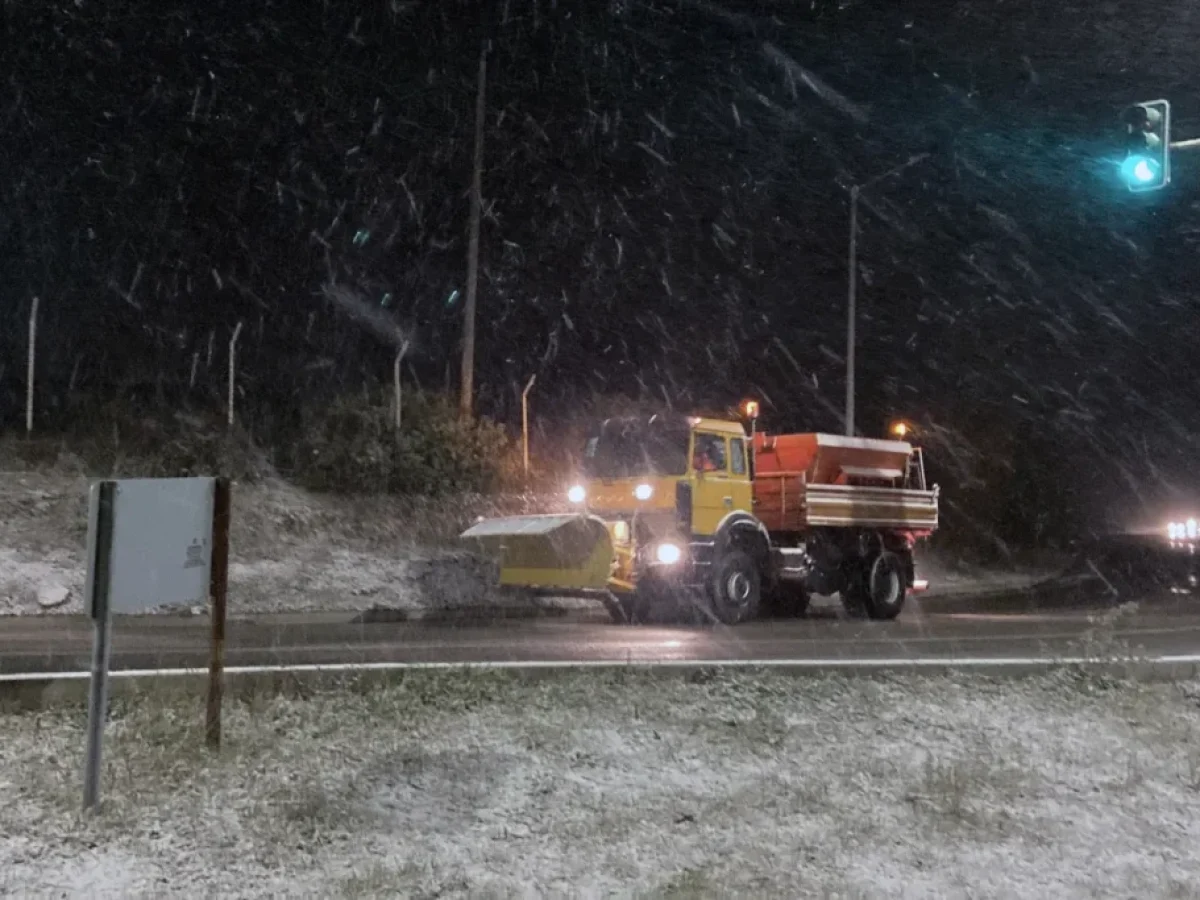 Κακοκαιρία «σαρώνει» τη χώρα: Βροχές, καταιγίδες και χιόνια σε πολλές περιοχές μέχρι την Πέμπτη