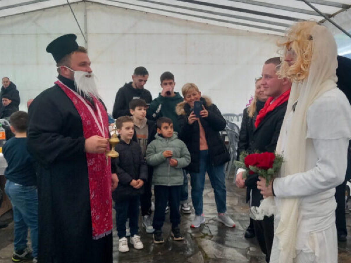 «Καλικατζάρια» και τσιγαρίδες από τον Σύλλογο Γυναικών Παλαιομοναστήρου