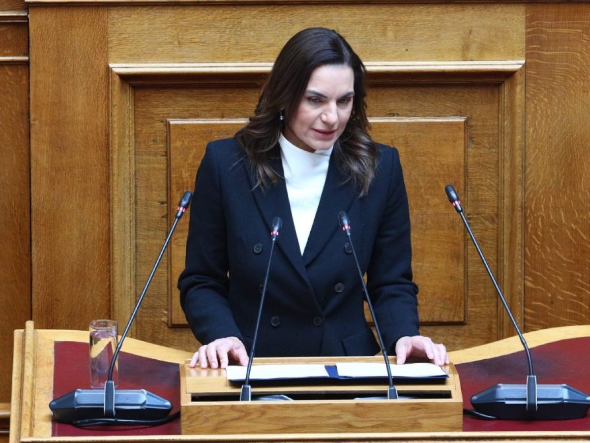 Κεφαλογιάννη: Οι οικογενειακές υποθέσεις, όταν αφορούν ανήλικα, δεν προσφέρονται για εκβιασμούς