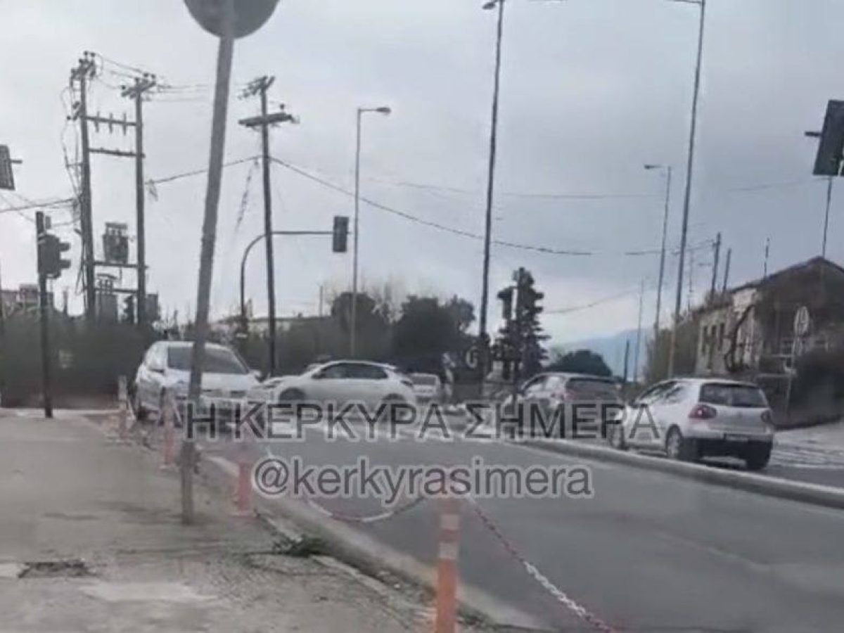 Κέρκυρα: «Φουλ» της αναστροφής στα φανάρια προς Ποταμό (vid)