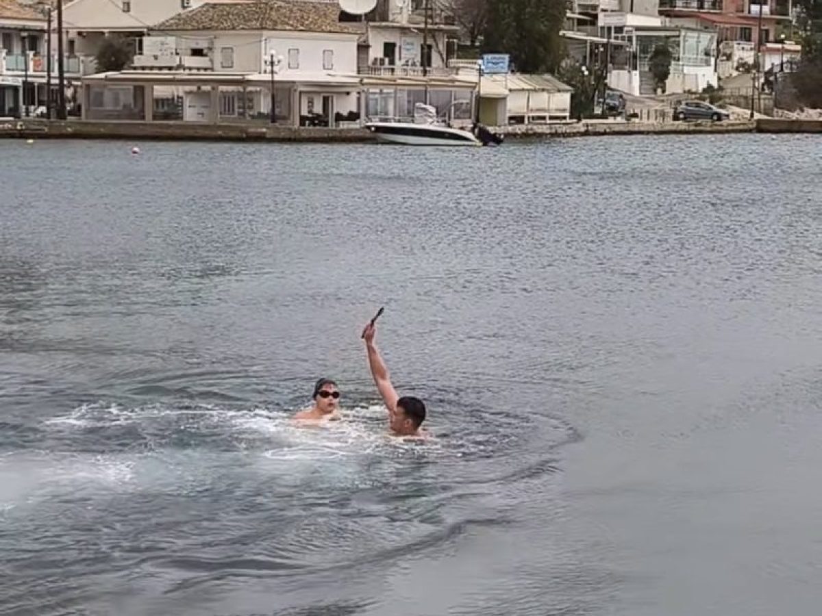 Κέρκυρα – Θεοφάνεια: Αγιασμός των Υδάτων στην Κασσιόπη (vid-pics)