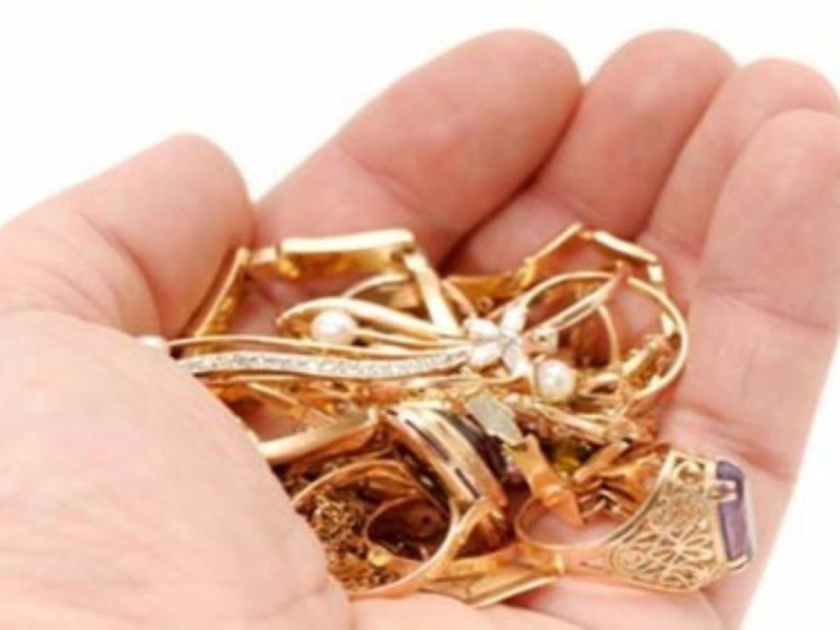 Κι άλλη απάτη στα μέρη μας: «Μαϊμού» λογιστής ξάφρισε κοσμήματα από γυναίκα