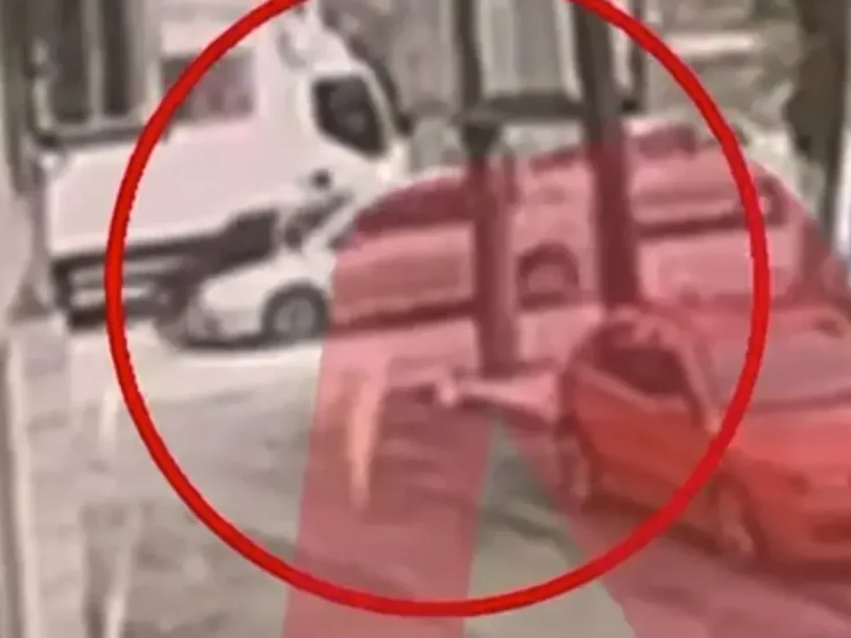 Κιλκίς: Βίντεο ντοκουμέντο από την παράσυρση αστυνομικού – Προσπαθεί να κρατηθεί στο καπό