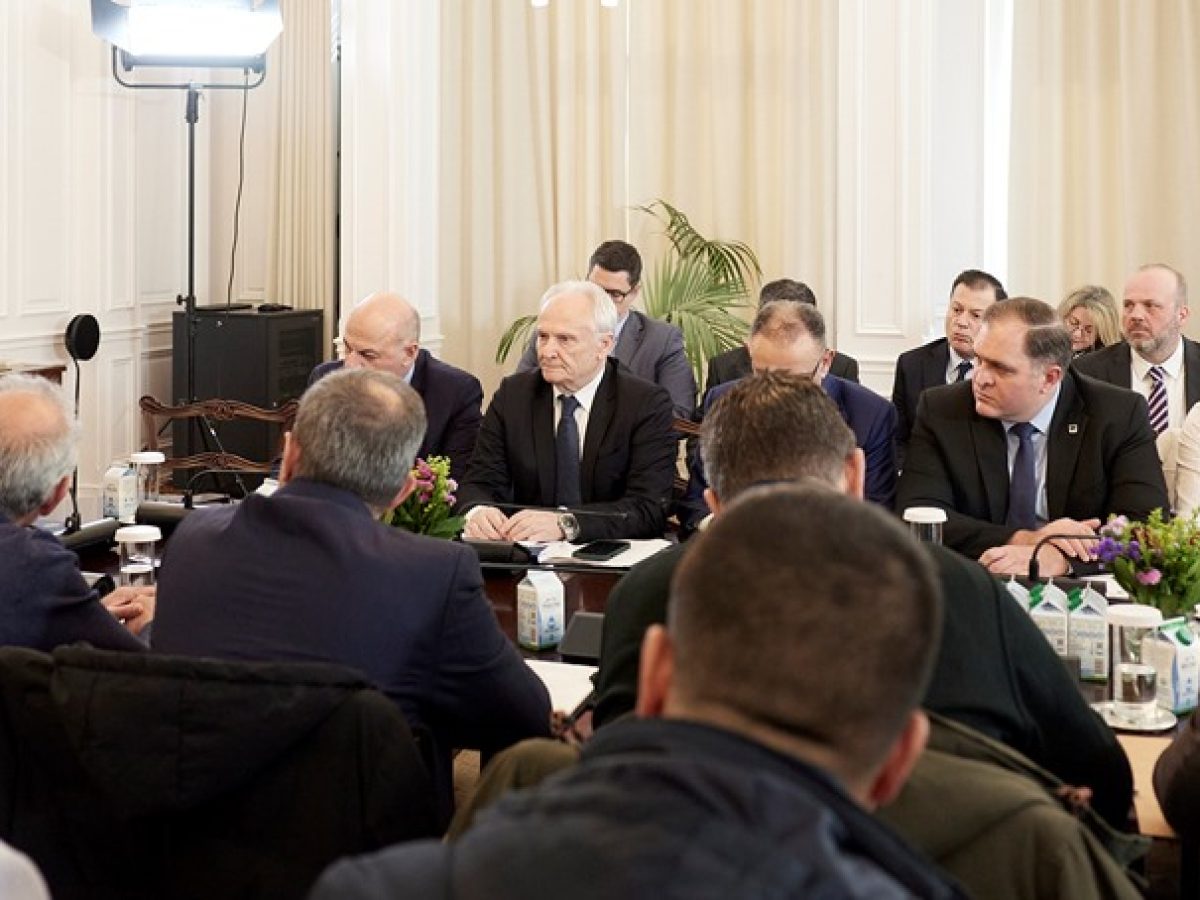 Κυρ. Μητσοτάκης: «Έχουμε αντιμετωπίσει ζητήματα που διαχρονικά έχετε θέσει, όπως η τιμή στο αγροτικό ρεύμα και ο ΕΦΚ στην αντλία»  Δύο Δραμινοί στο «τραπέζι» των διαπραγματεύσεων