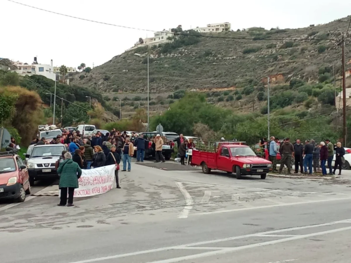Κλιμάκωση των κινητοποιήσεων των αγροτοκτηνοτρόφων στην Κρήτη – Δίωρος αποκλεισμός στον ΒΟΑΚ