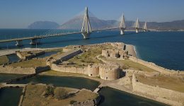klini-to-frourio-tou-riou