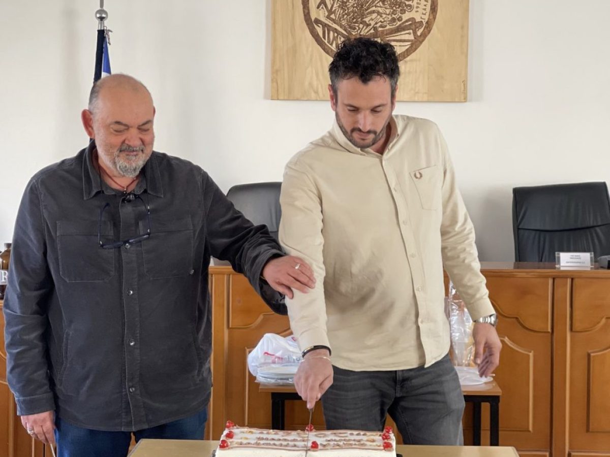 Κοπή πρωτοχρονιάτικης πίτας της ΔΕΥΑ Τυρνάβου