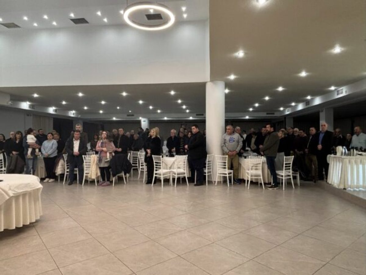 Κοπή βασιλόπιτας για τα μέλη της “Ανεξάρτητης Κοινωνίας Πολιτών” στο Δήμο Μαρώνειας- Σαπών