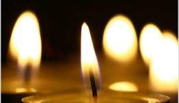 kriti-exi-efnidii-thanati-se