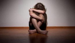 kriti-katangelies-gia-viasmous-dio-1