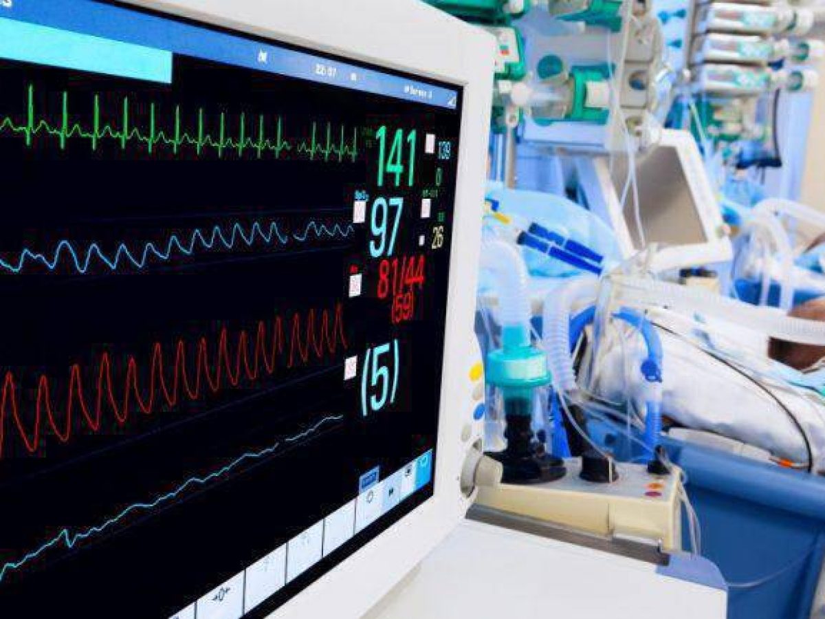 Κρήτη: Με κατάγματα στη ΜΕΘ 18χρονος που έκανε απόπειρα αυτοκτονίας πέφτοντας από τα Ενετικά Τείχη