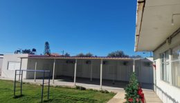 kriti-se-litourgia-o-neos-1