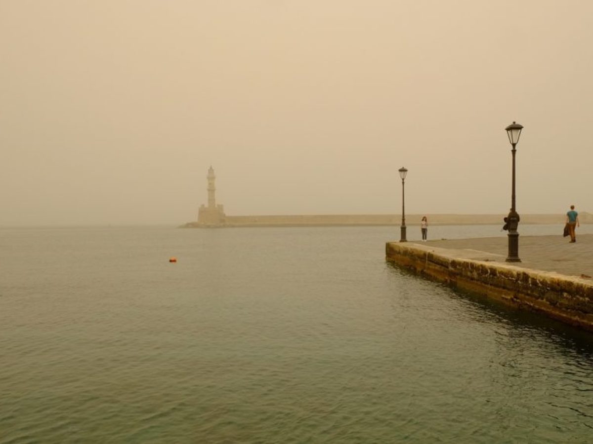 Κρήτη: Συστάσεις από τις Διευθύνσεις Δημόσιας Υγείας για την αφρικανική σκόνη – Προσοχή στις ευπαθείς ομάδες!