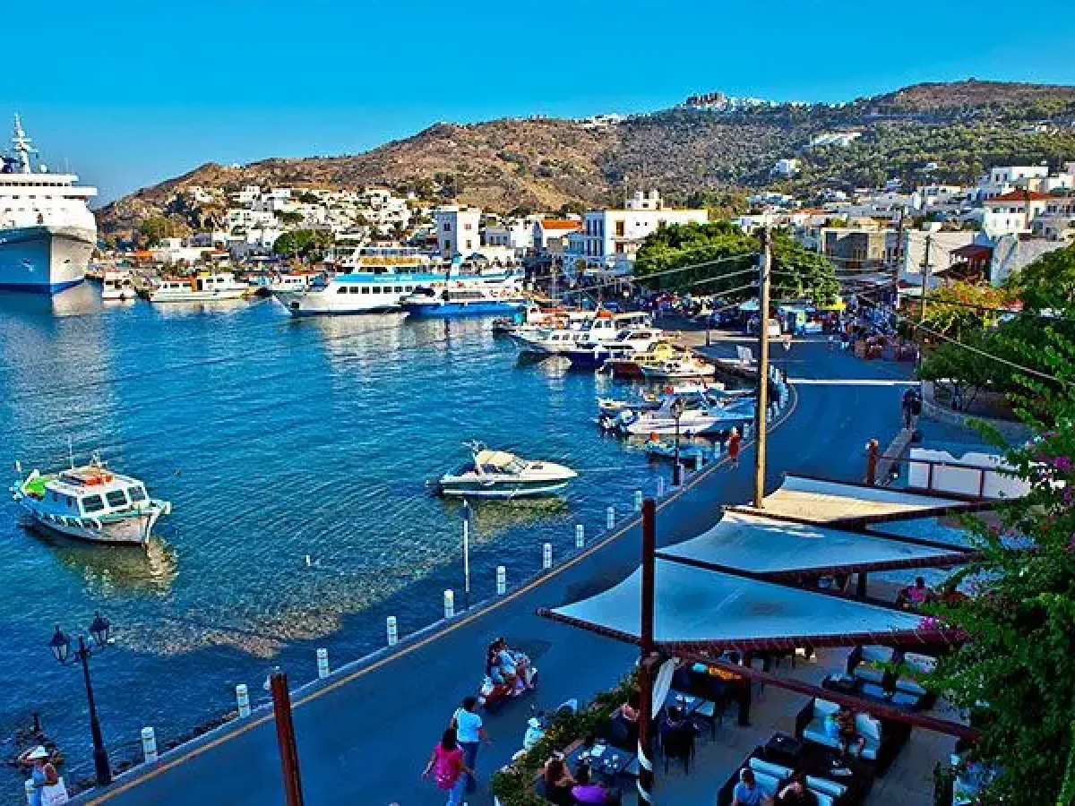 Λευτέρης Πέντες: Τουρισμός με σχέδιο ή τουρισμός για τα μάτια του κόσμου;