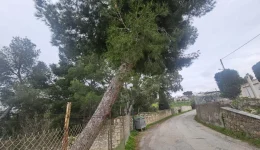 leros-ekklisi-politi-gia-epikindino