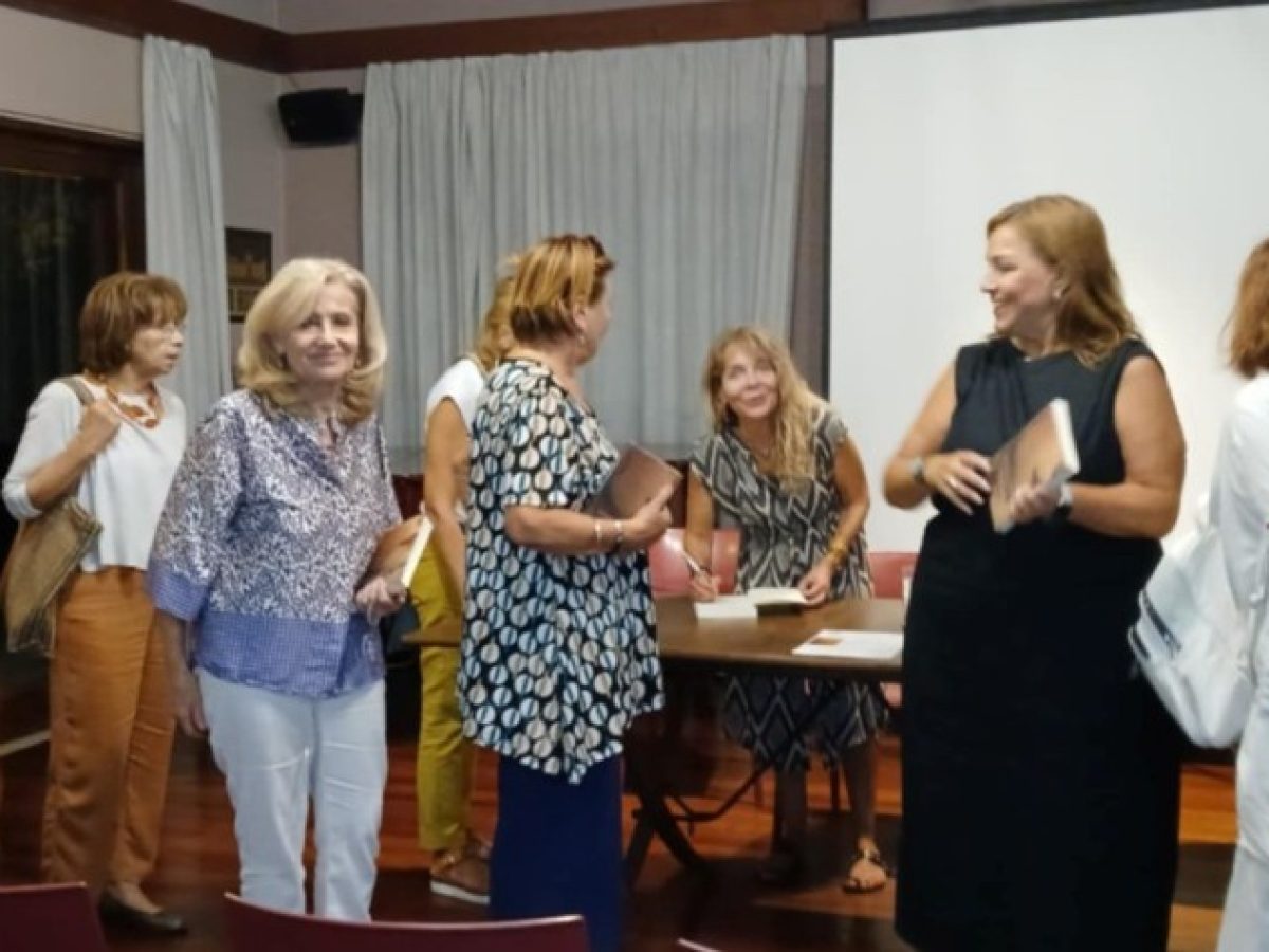 Λέσχη… νέων αναγνώσεων στη Δημοτική Βιβλιοθήκη