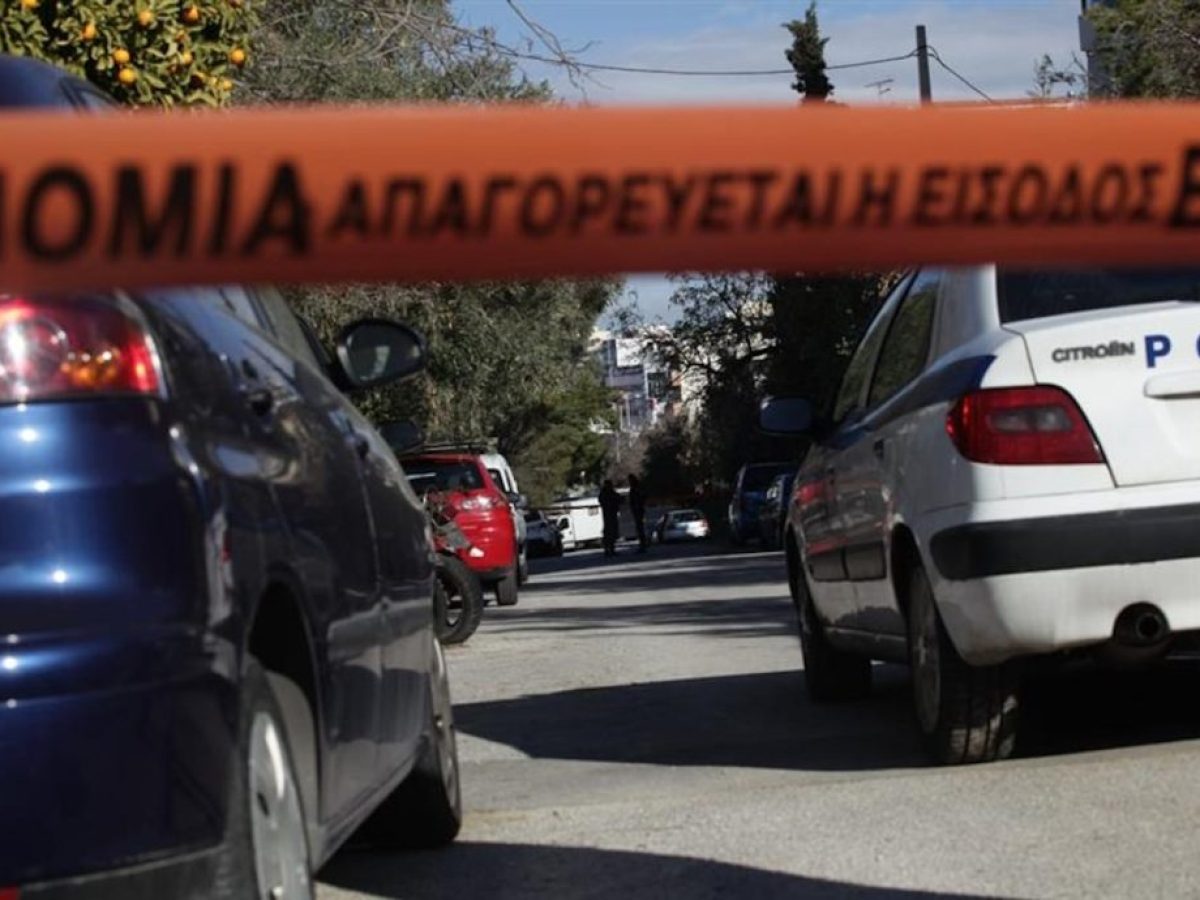 Ληστεία στο Μικρολίμανο: Εισέβαλε σε κατάστημα με μπαλτά και άρπαξε 12.000 ευρώ
