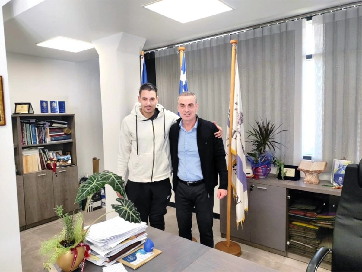 Λιβαδειά: Υποδοχή ήρωα για τον Κωνσταντίνο Τουρκοχωρίτη – Το παγκόσμιο ρεκόρ που έγραψε ιστορία