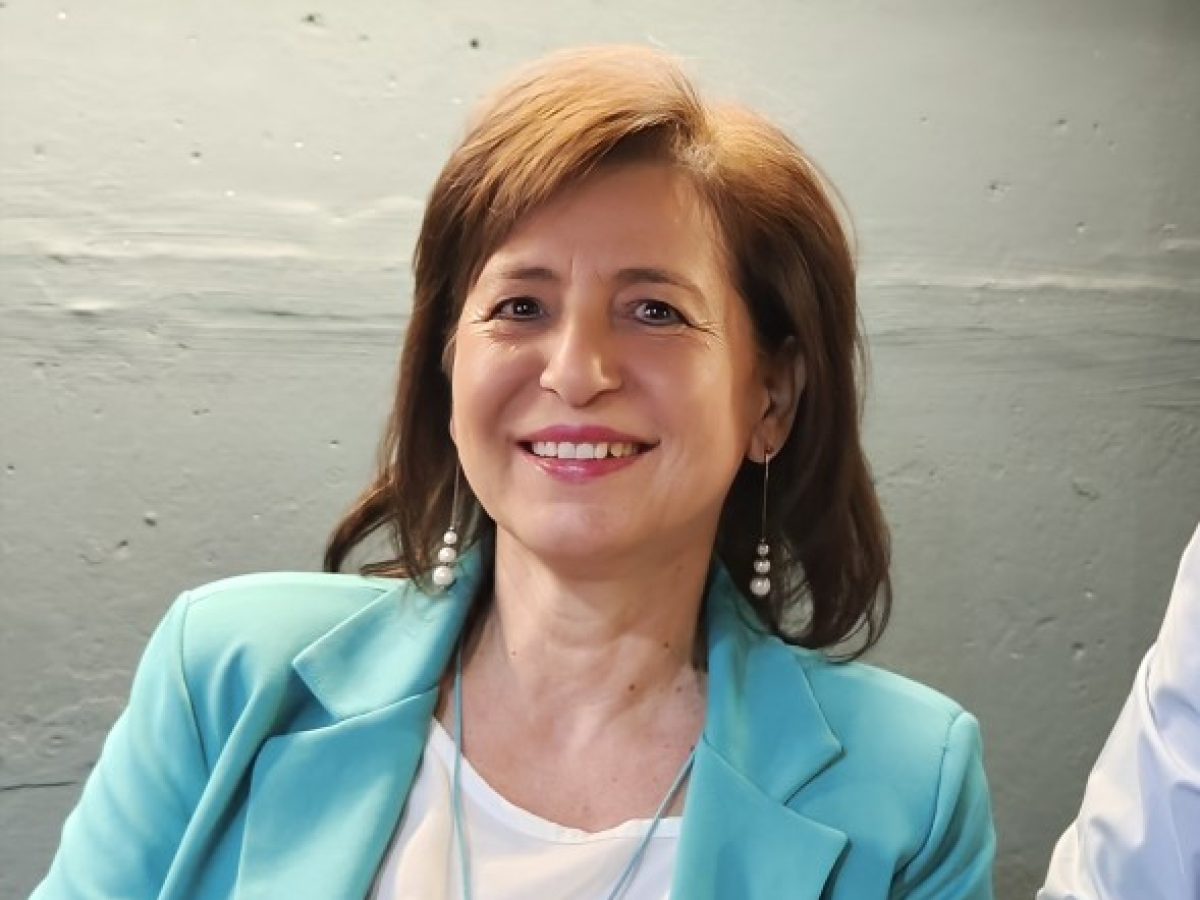 Λώρεν: “Η επέτειος της εκλογής Κ. Μητσοτάκη σε φόντο Κοινωνικής Αποσύνθεσης”